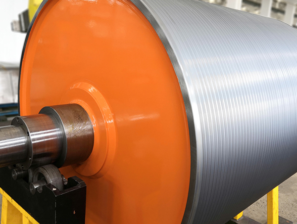 Wałek pokryty twardym stopem